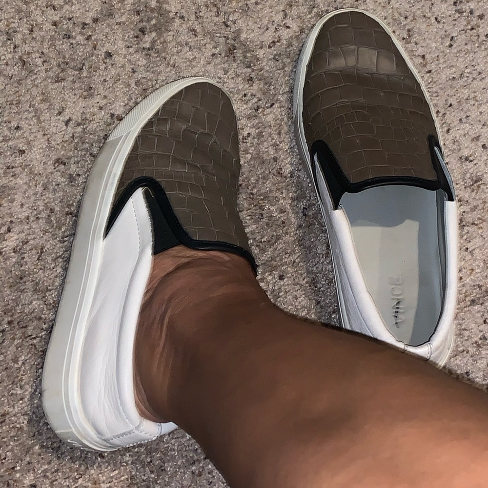 VINCE Banler 2 tone slip-on sneakers